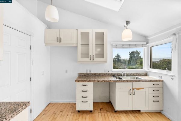 Interior, Kitchen, Pendant Lights, Wood Texture Flooring