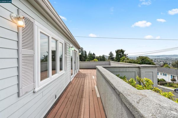 Exterior, Wood Texture Flooring