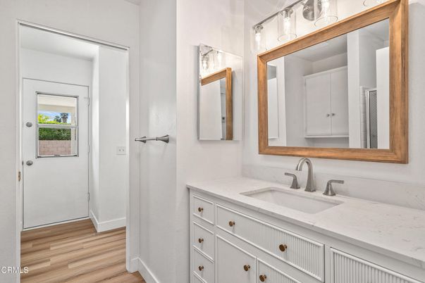 Bathroom, Dual Sink Vanities, Interior, Wood Texture Flooring