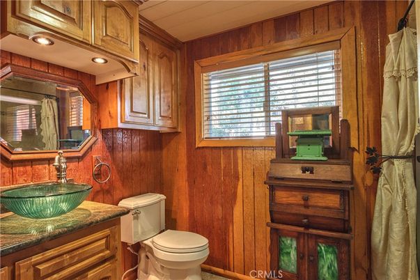 Bathroom, Interior, Recessed Lighting, Wooden Walls