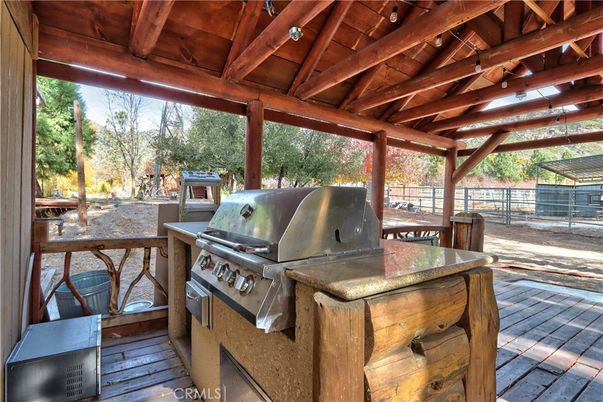 Exterior, Hot Tub
