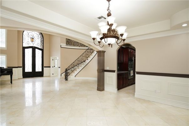 Chandelier, Interior, Recessed Lighting