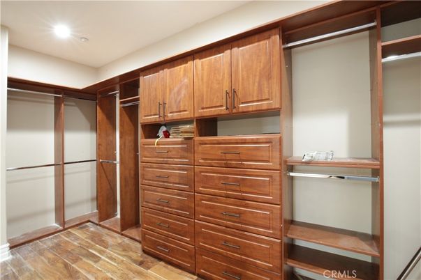 Interior, Recessed Lighting, Walk-in Closets, Wood Texture Flooring