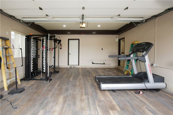 Fitness Equipment, Interior, Recessed Lighting, Wood Texture Flooring