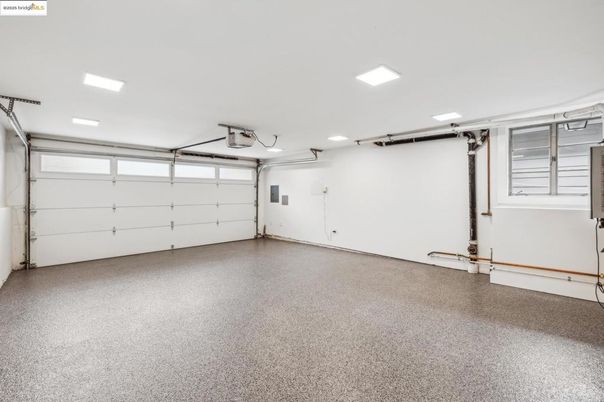 Garage, Interior, Recessed Lighting