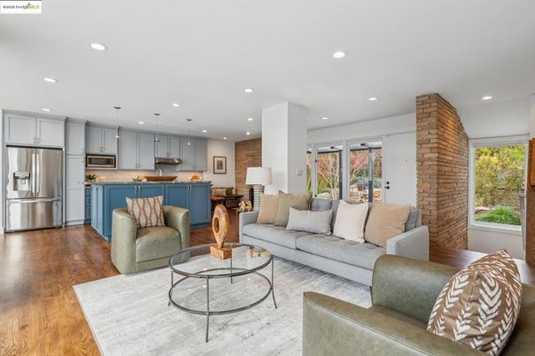 Interior, Kitchen, Living room, Pendant Lights, Recessed Lighting, Stainless Steel Appliances, Wood Texture Flooring