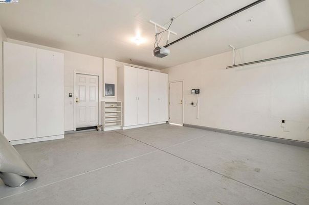 Garage, Interior