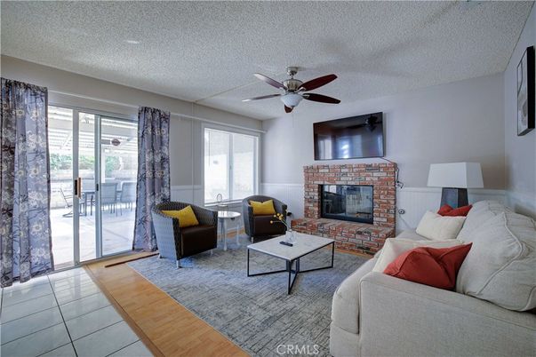 Fireplace, Interior, Living room