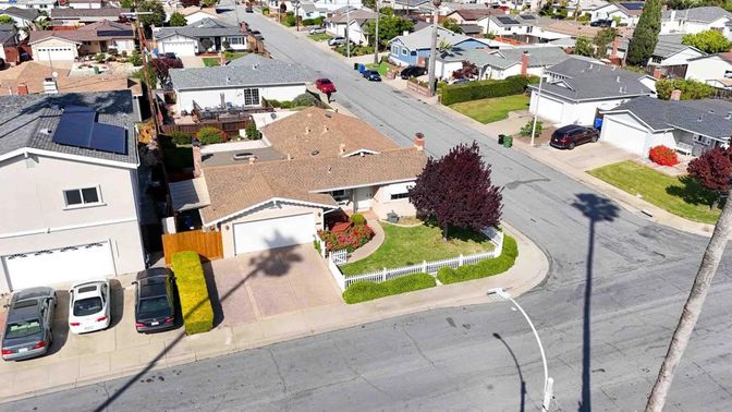 Exterior, Drone