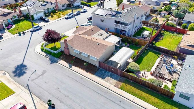 Exterior, Drone