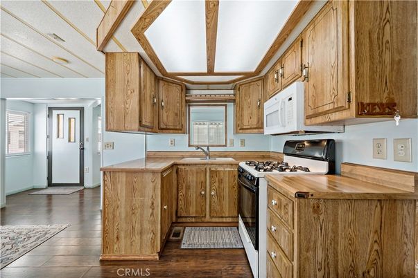 Interior, Kitchen, Wood Texture Flooring