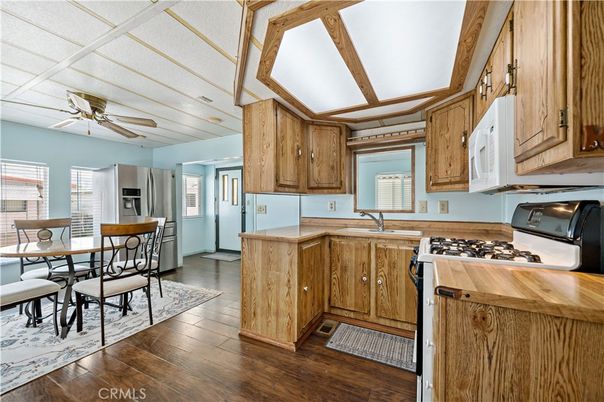 Dining room, Interior, Kitchen, Wooden Beams, Wood Texture Flooring