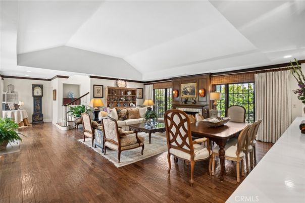 Dining room, Interior, Living room, Recessed Lighting, Wood Texture Flooring