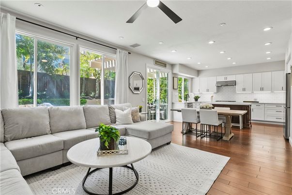 Interior, Kitchen, Living room, Recessed Lighting, Wood Texture Flooring