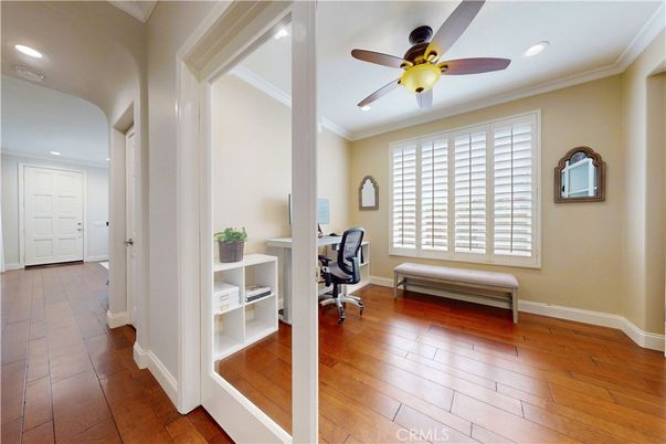 Home Office, Interior, Recessed Lighting, Wood Texture Flooring