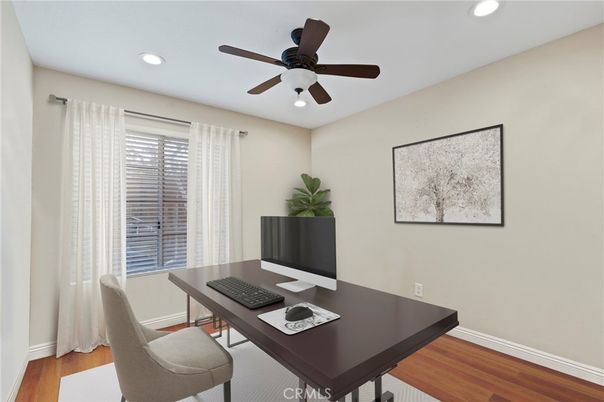 Home Office, Interior, Recessed Lighting, Wood Texture Flooring
