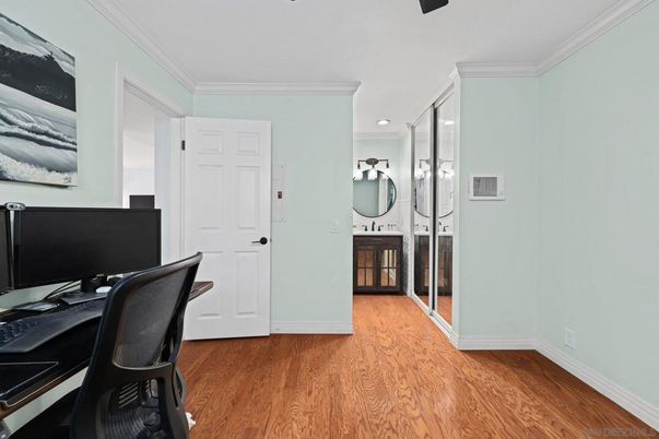 Home Office, Interior, Recessed Lighting, Wood Texture Flooring