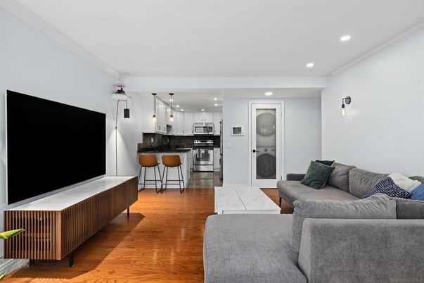Interior, Kitchen, Living room, Pendant Lights, Recessed Lighting, Stainless Steel Appliances, Wood Texture Flooring