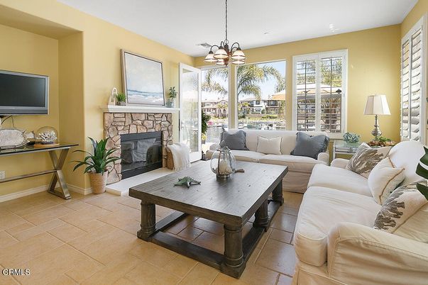 Fireplace, Interior, Living room, Pendant Lights