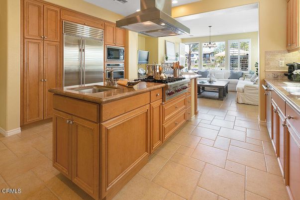 Chandelier, Dining room, Interior, Kitchen, Living room, Recessed Lighting, Stainless Steel Appliances