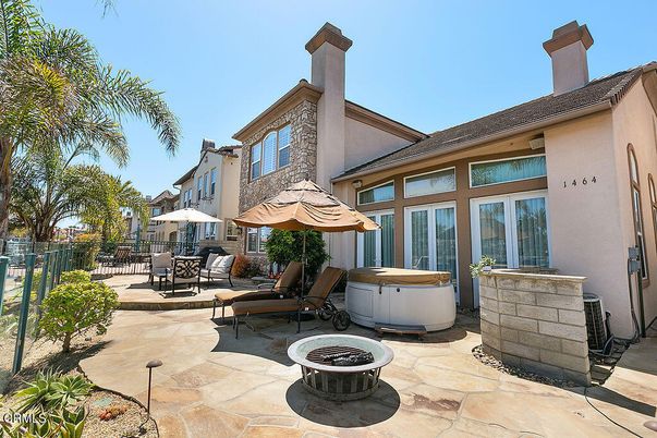 Exterior, Hot Tub