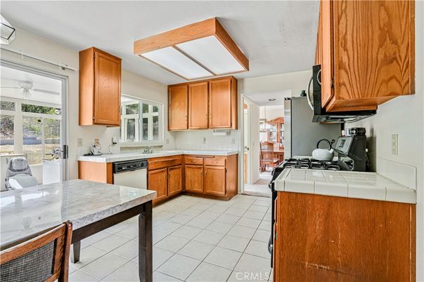 Interior, Kitchen, Tile Countertops