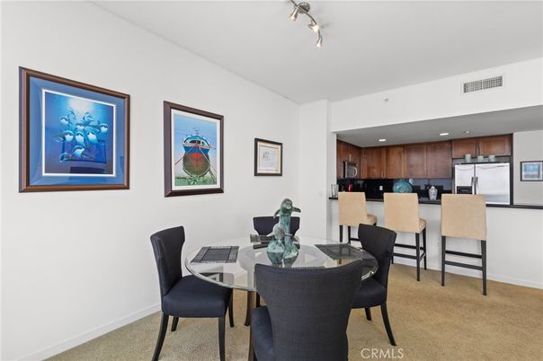 Dining room, Interior, Kitchen, Recessed Lighting