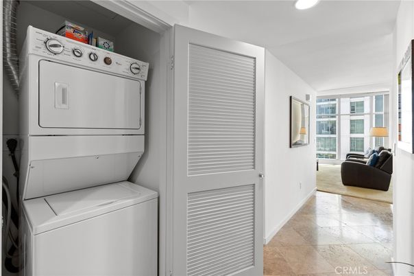 Interior, Recessed Lighting, Utility Closets, Washer