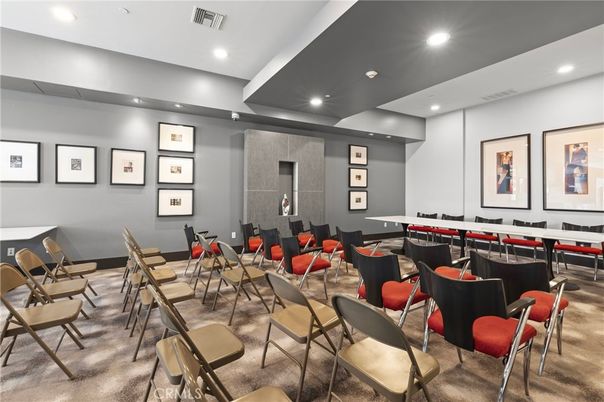 Dining room, Interior, Recessed Lighting