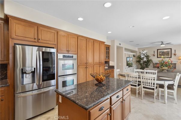 Dining room, Interior, Kitchen, Recessed Lighting, Stainless Steel Appliances