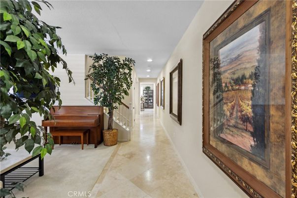 Interior, Piano, Recessed Lighting