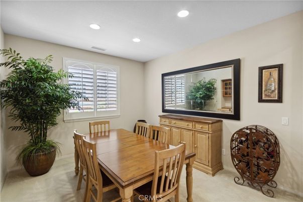 Dining room, Interior, Recessed Lighting