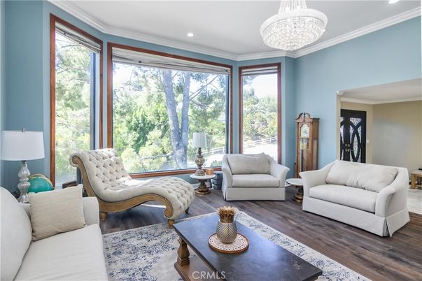 Chandelier, Interior, Living room, Recessed Lighting, Wood Texture Flooring