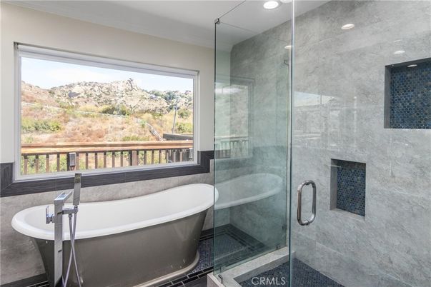 Bathroom, Free Standing Baths, Glass Shower, Interior, Recessed Lighting