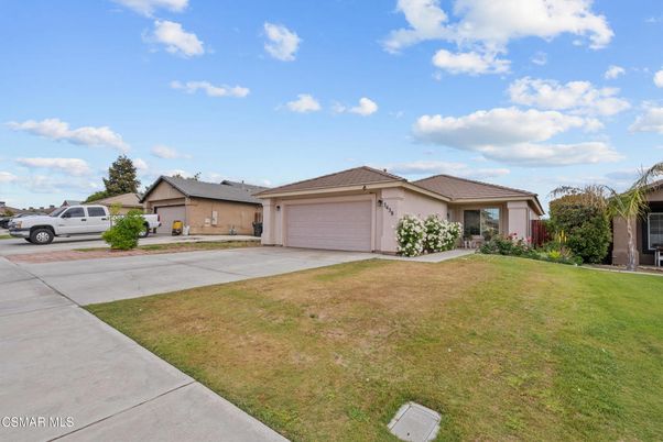 Attached, Backyard, Exterior, Facade, Ranch