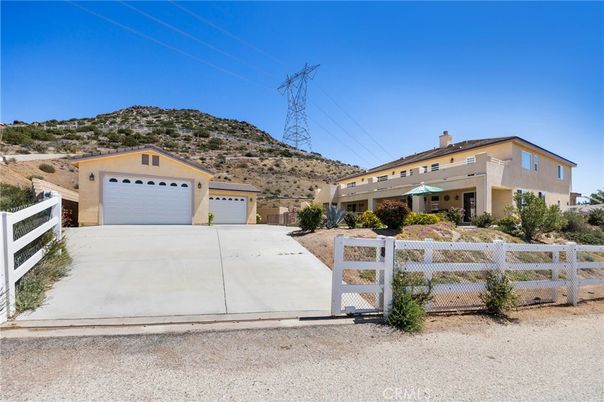 Attached, Detached Garage, Exterior, Facade, None