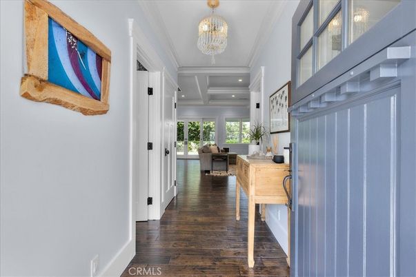 Chandelier, Interior, Living room, Recessed Lighting, Wood Texture Flooring