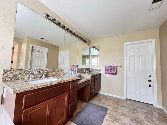 Bathroom, Dual Sink Vanities, Interior