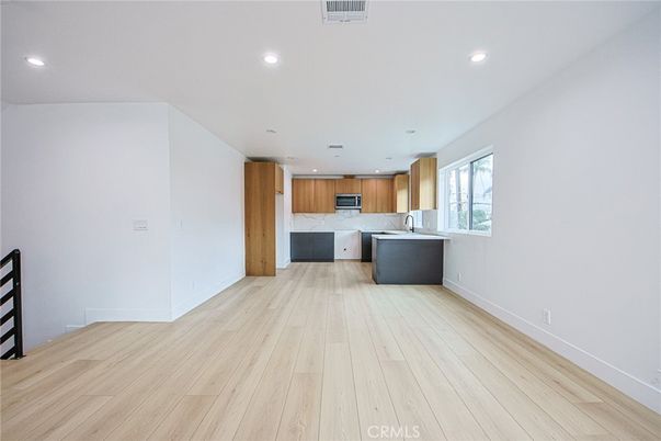 Interior, Kitchen, Marble Walls, Recessed Lighting, Wood Texture Flooring
