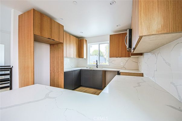 Interior, Kitchen, Marble Walls, Recessed Lighting