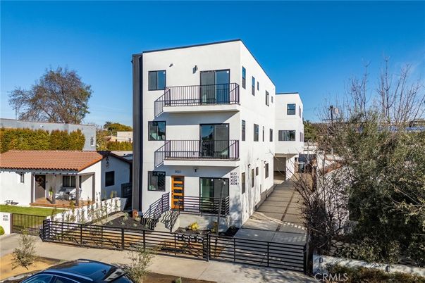 Exterior, Facade, Spanish Mediterranean