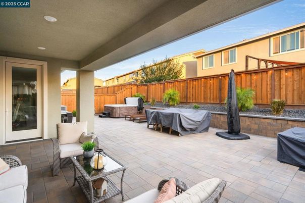 Exterior, Hot Tub