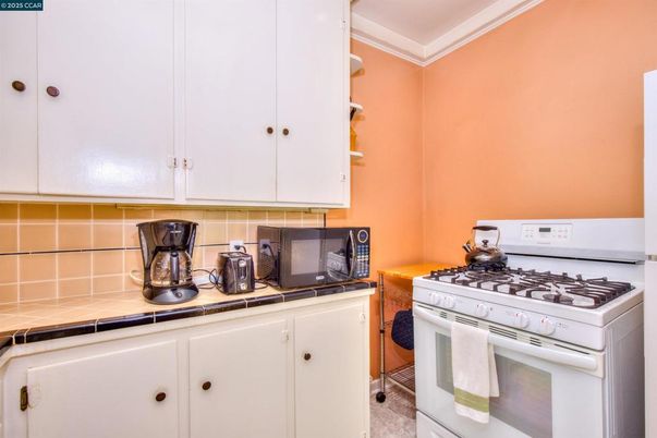 Interior, Kitchen, Tile Countertops