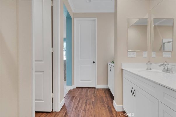 Bathroom, Dual Sink Vanities, Interior, Wood Texture Flooring