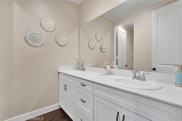 Bathroom, Dual Sink Vanities, Interior, Wood Texture Flooring