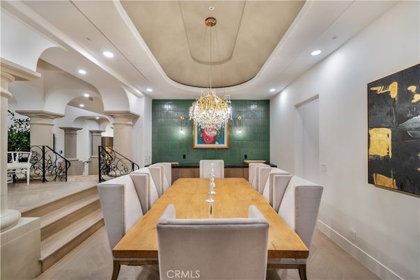 Chandelier, Dining room, Interior, Recessed Lighting, Wood Texture Flooring