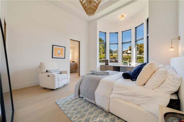 Bedroom, Interior, Water, Wood Texture Flooring