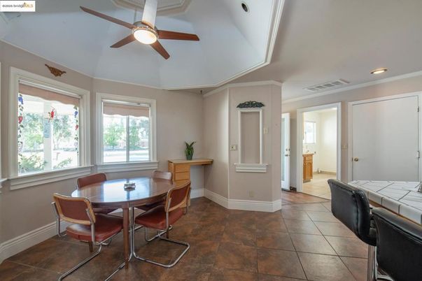 Dining room, Interior, Recessed Lighting