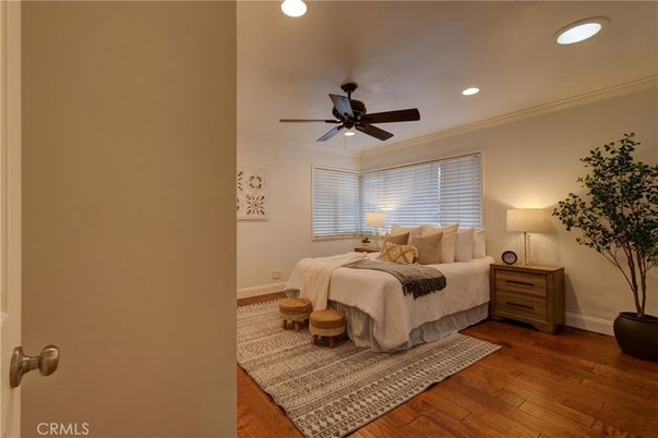 Bedroom, Interior, Recessed Lighting, Wood Texture Flooring