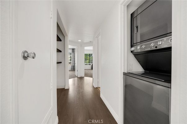 Interior, Recessed Lighting, Utility Closets, Washer, Wood Texture Flooring